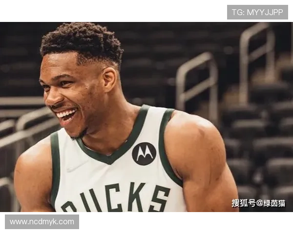 媒体人点评老里执教水平提升雄鹿引领东部竞争新格局